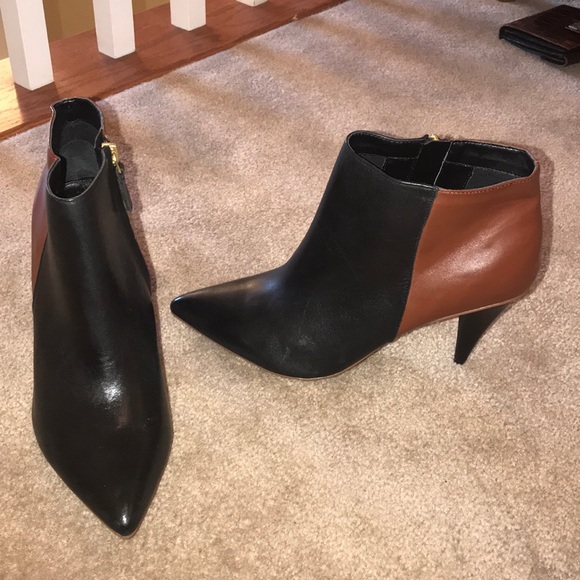 Dolce vita black 2 tonebooties NWT